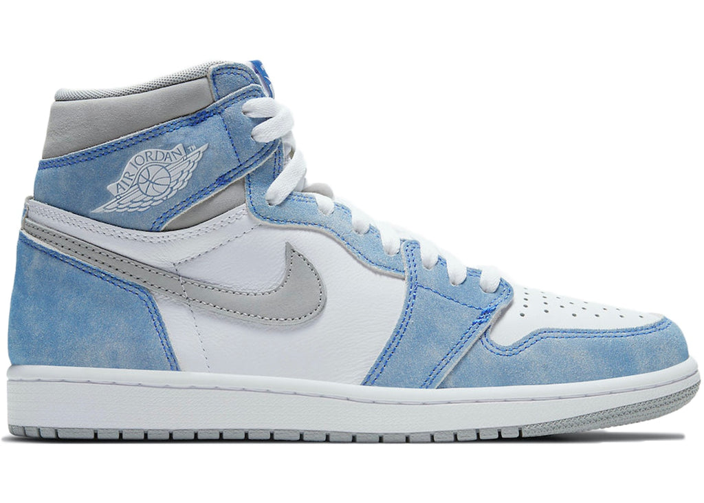 Official Images Of The Air Jordan 1 Retro High OG “Hyper Royal”. Are You Feeling These?