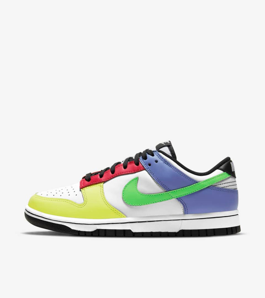 Ladies, Peep  These Nike Dunk Low WMNS Green Strike's. Let Me Know What You Think